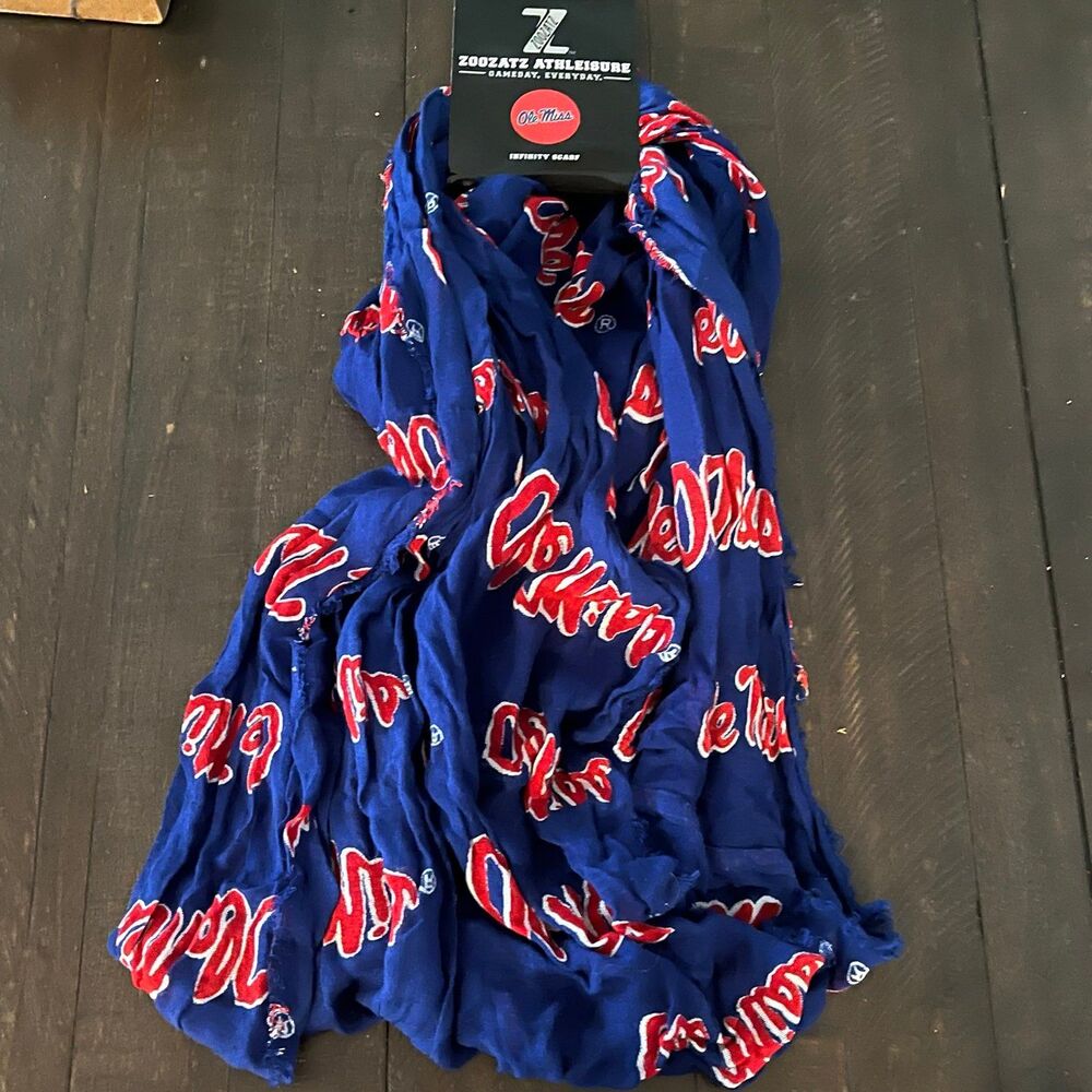 Ole Miss infinity scarf Hotty toddy Rebels NWT